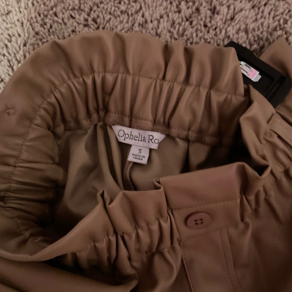 Ophelia Roe Tan Pants - Picture 3 of 3